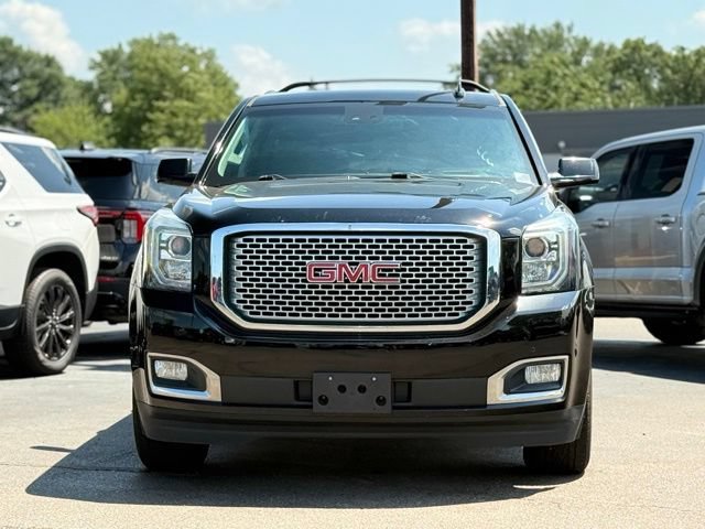 Used 2016 GMC Yukon Denali w/ Open Road Package AWD/4WD image 38