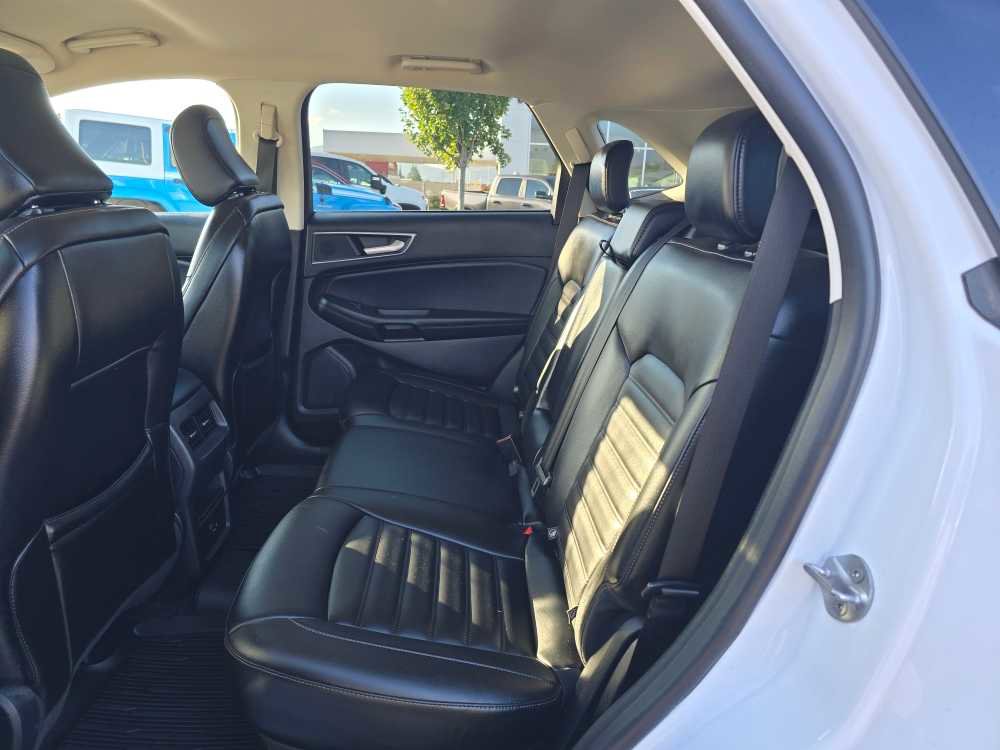 Used 2021 Ford Edge SEL w/ Cargo Accessory Package image 16