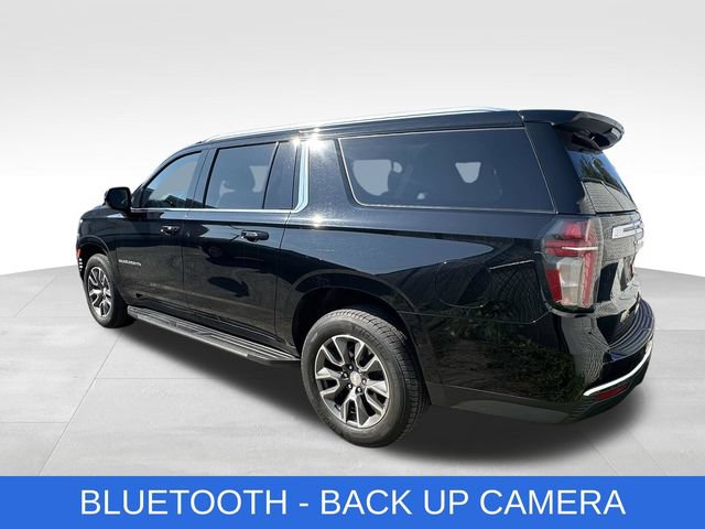 Used 2022 Chevrolet Suburban LT AWD/4WD image 4