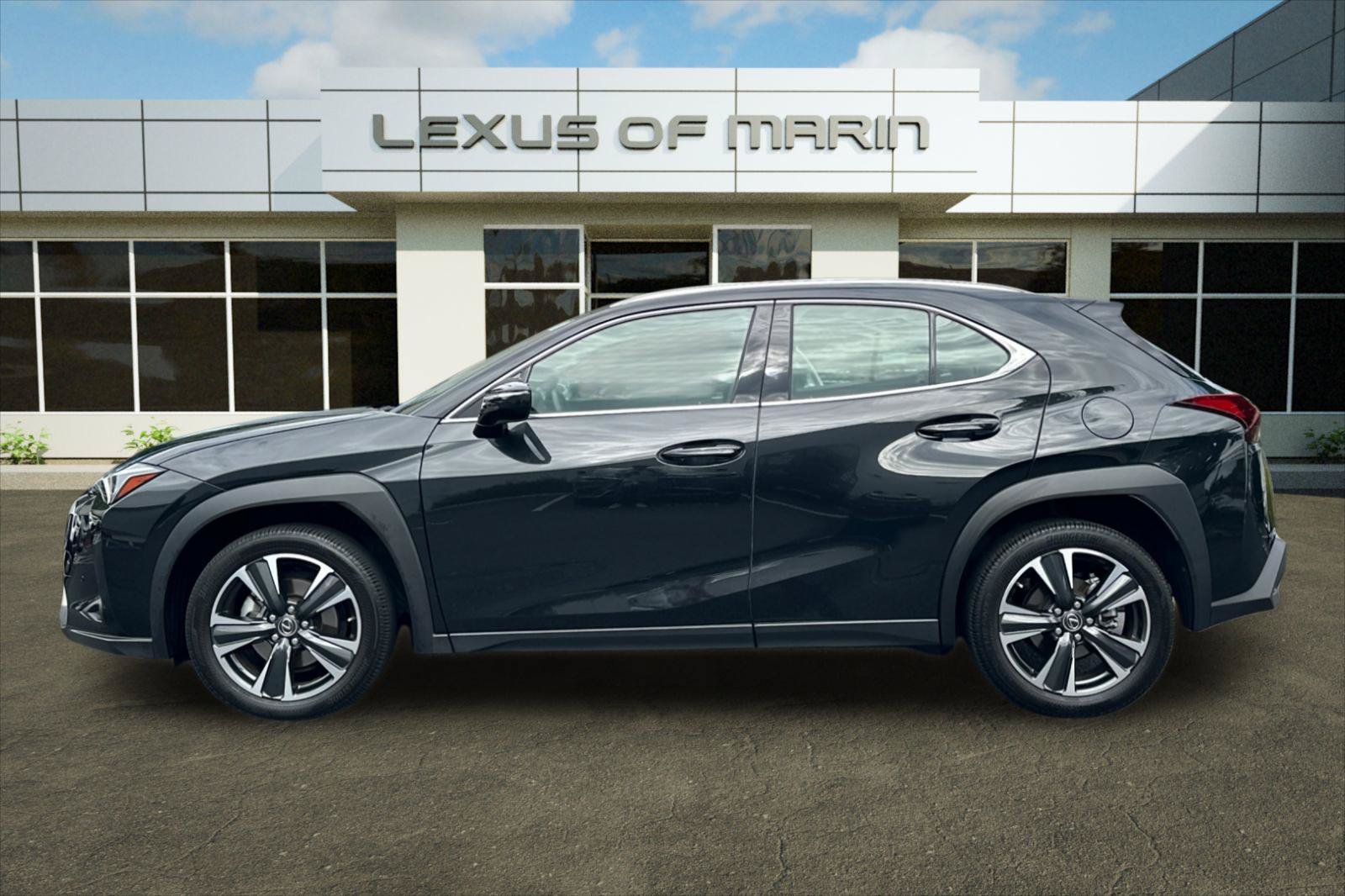 Used 2024 Lexus UX 250h FWD image 2