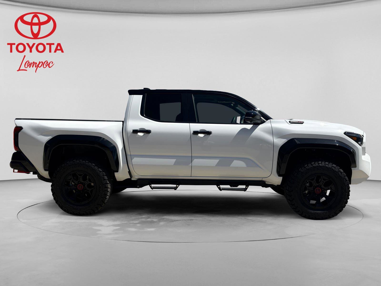 Certified 2025 Toyota Tacoma TRD Pro AWD/4WD image 33