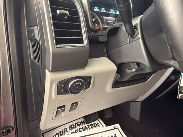Used 2018 Ford F150 XLT w/ Equipment Group 302A Luxury AWD/4WD image 18