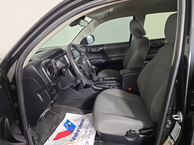Used 2022 Toyota Tacoma SR image 12