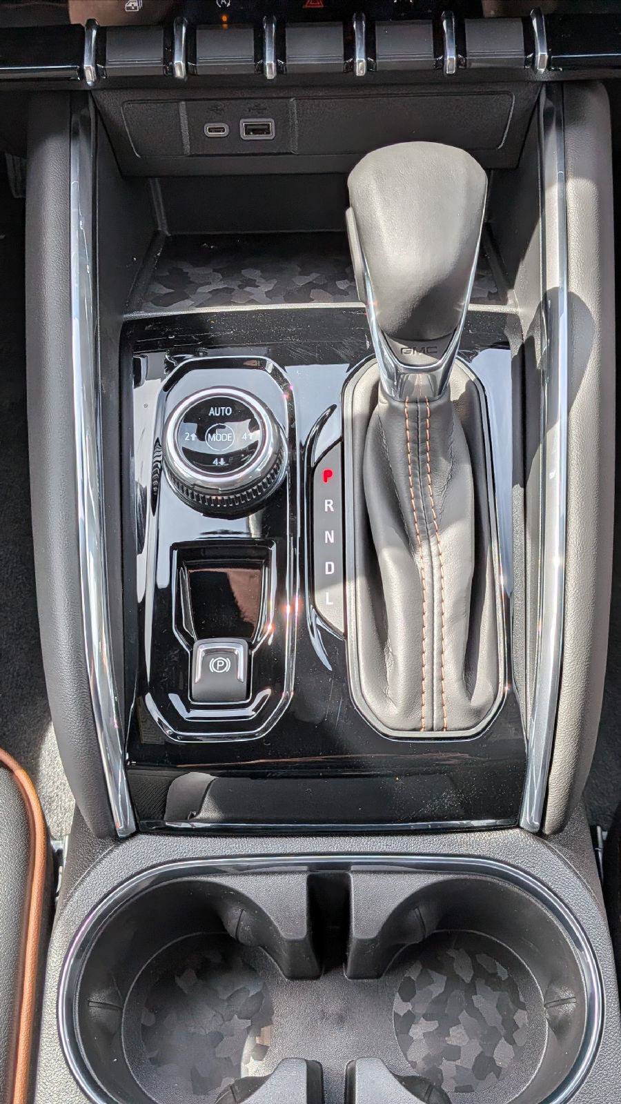 New 2026 GMC Canyon AT4 w/ Technology Plus Package AWD/4WD image 19