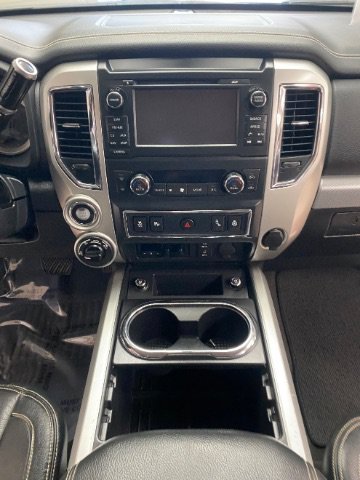 Used 2017 Nissan Titan PRO-4X w/ Pro-4x Convenience Package AWD/4WD image 22