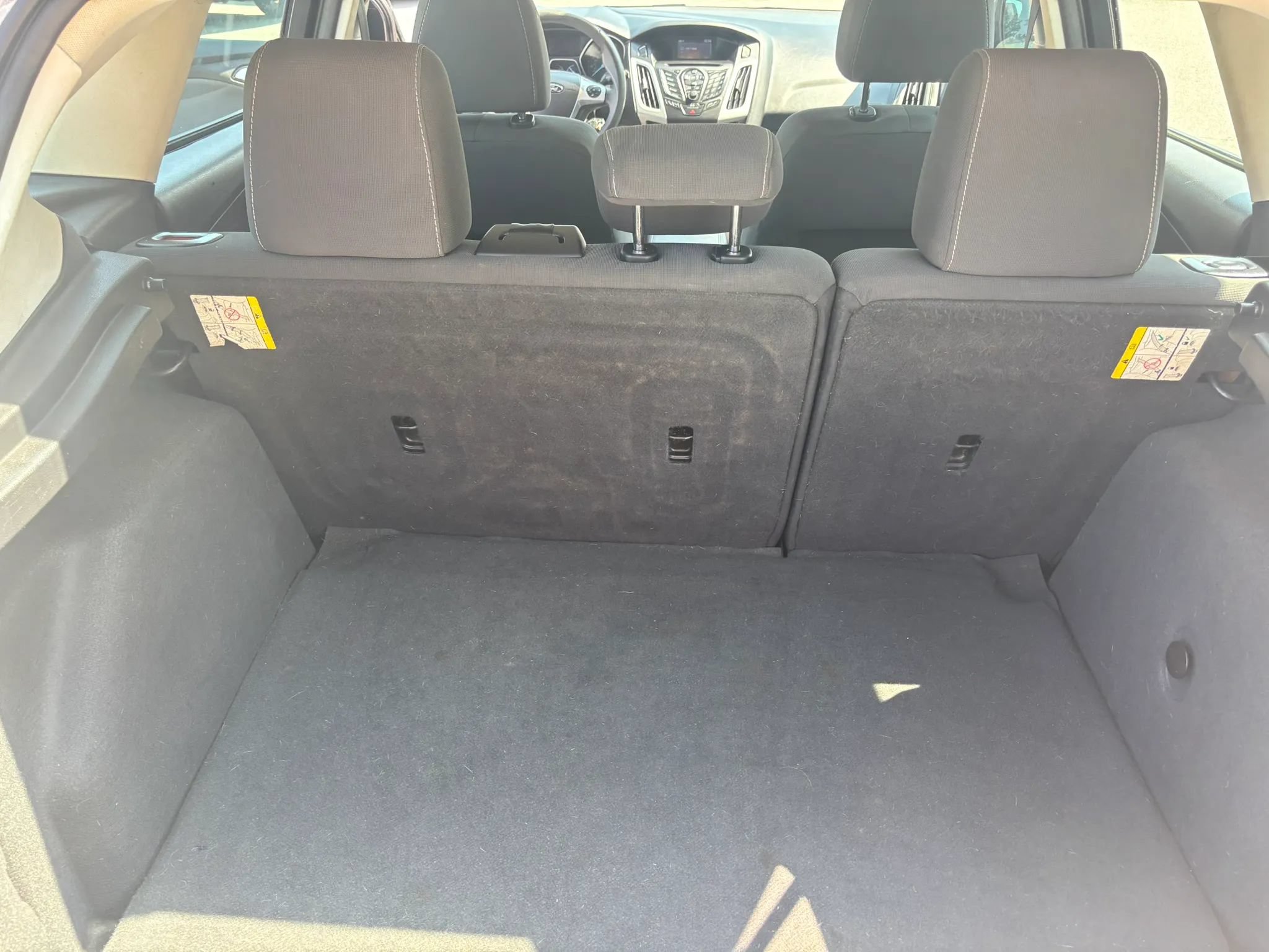Used 2014 Ford Focus SE FWD image 24