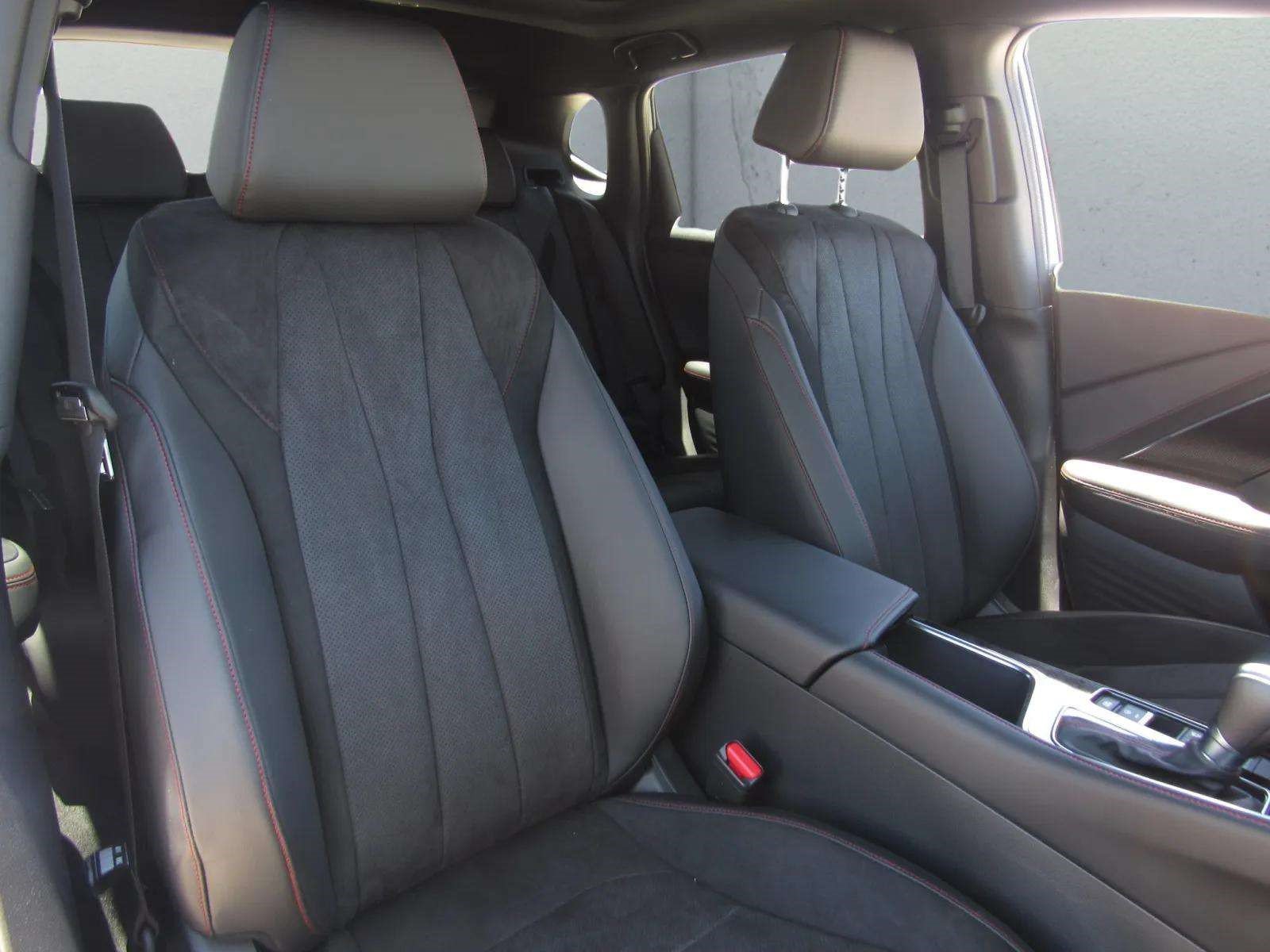 Certified 2025 Acura ADX A-Spec AWD/4WD image 11