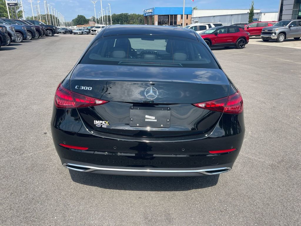 Used 2025 Mercedes-Benz C 300 Sedan image 4