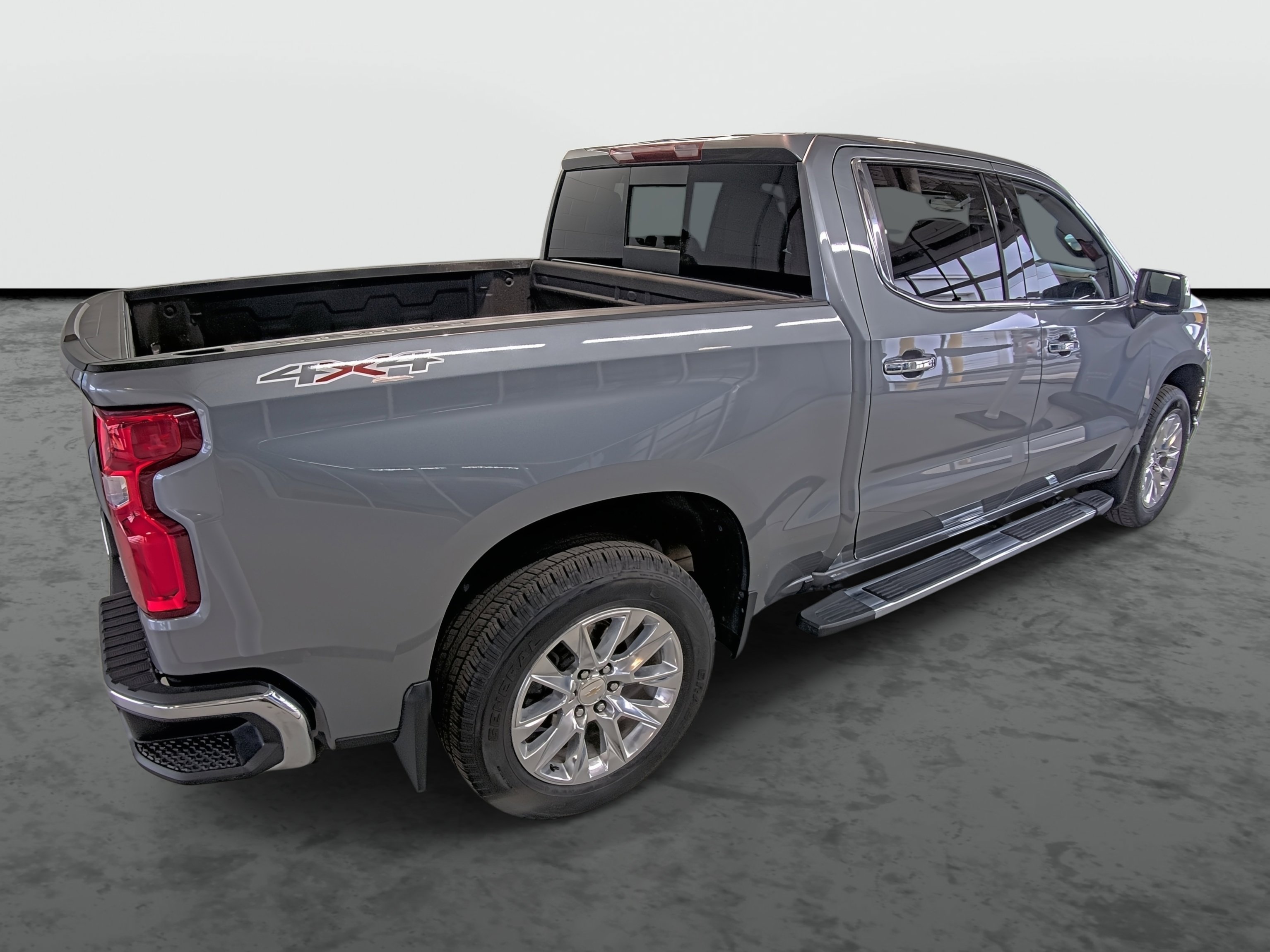 Used 2021 Chevrolet Silverado 1500 LTZ image 11