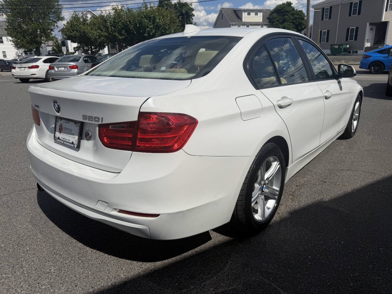 Used 2014 BMW 320i xDrive Sedan AWD/4WD image 7