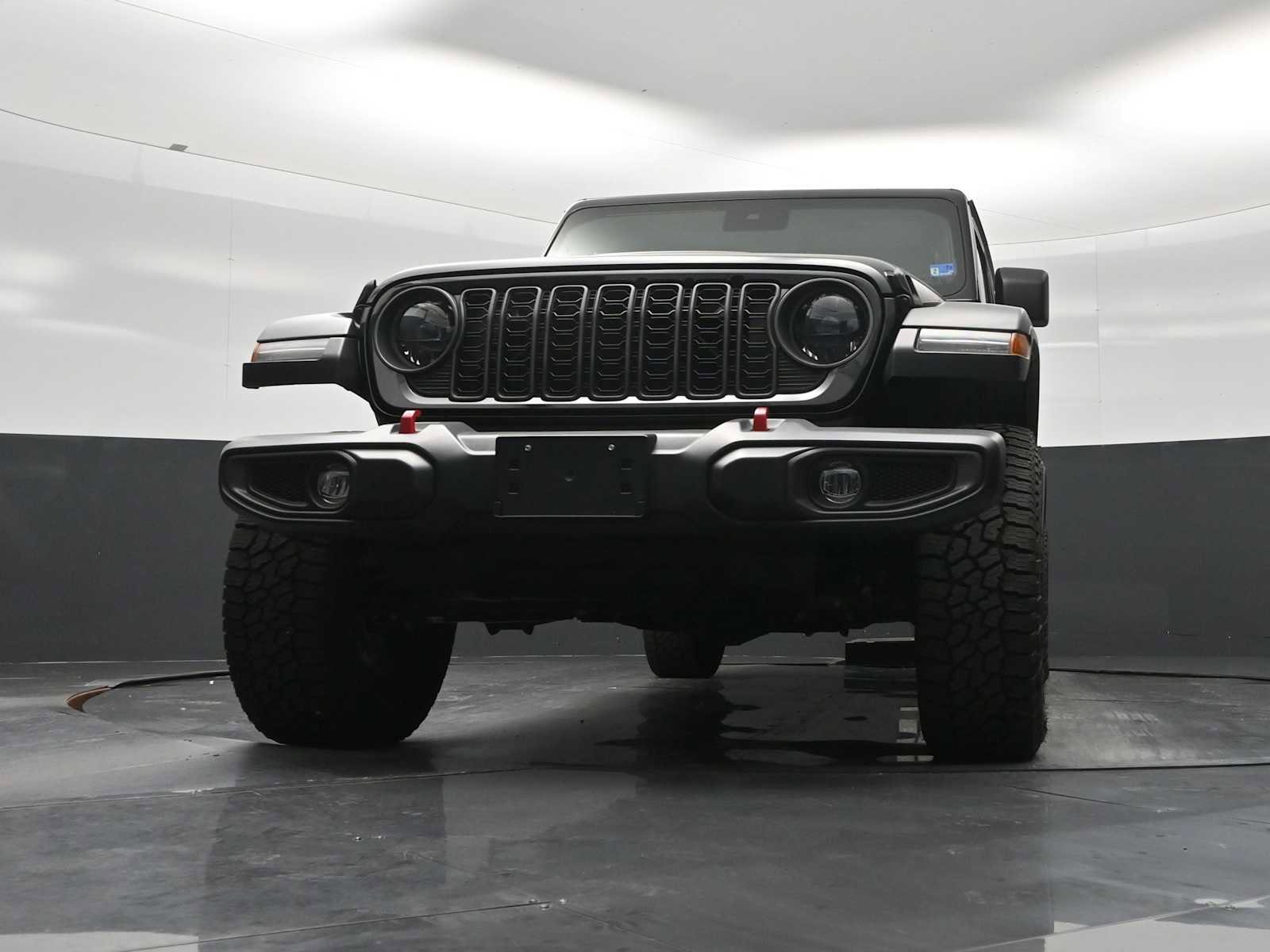 Used 2024 Jeep Gladiator Rubicon w/ Convenience Group image 25