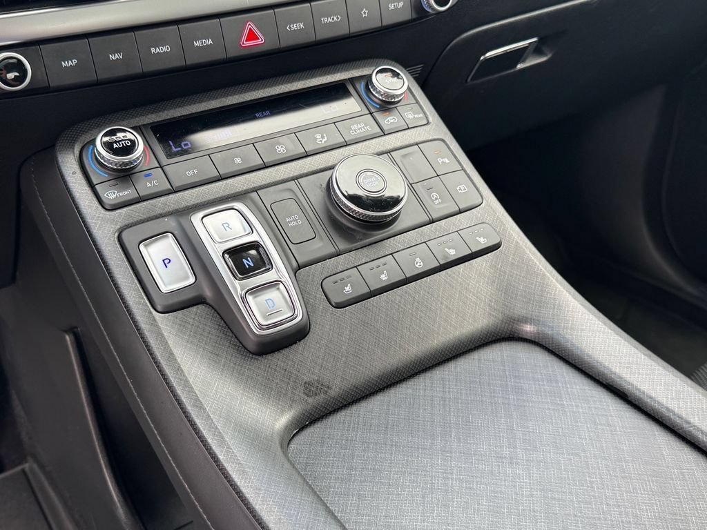 Used 2024 Hyundai Palisade Limited FWD image 28