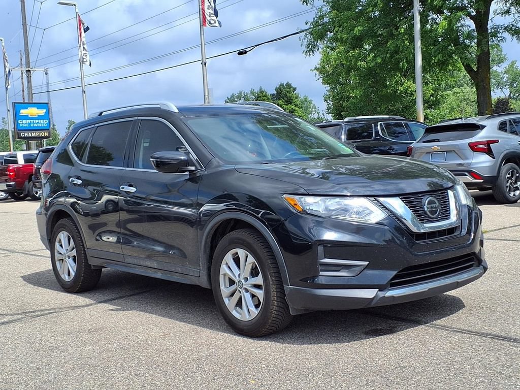 Used 2018 Nissan Rogue S w/ S Value Package FWD image 3