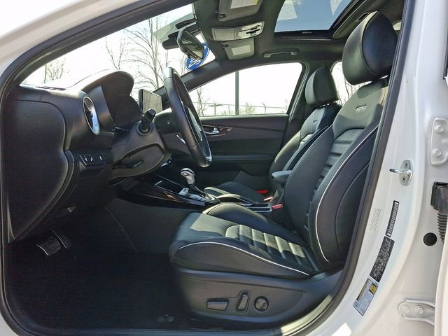 Used 2023 Kia Forte GT-Line w/ GT-Line Premium Package FWD image 15