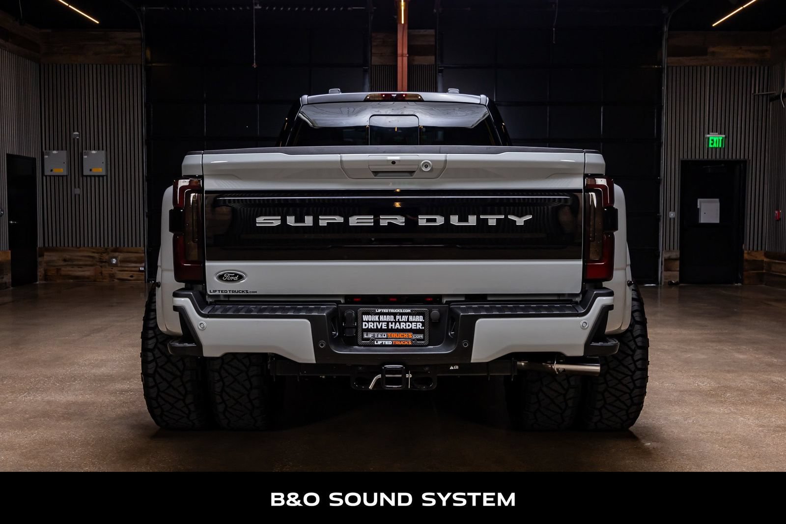 Used 2026 Ford F350 Platinum w/ FX4 Off-Road Package AWD/4WD image 8