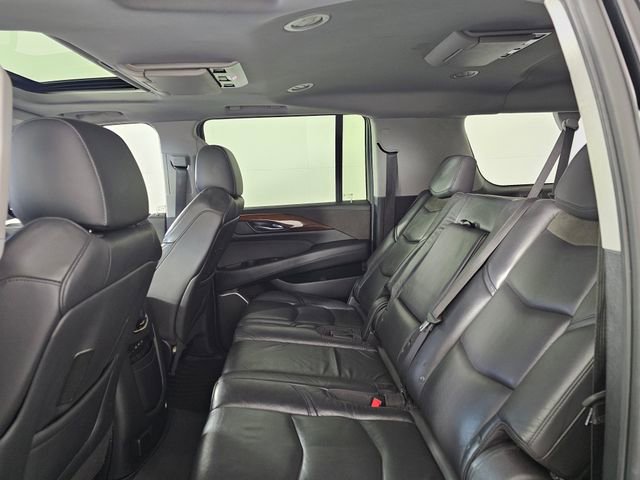 Used 2019 Cadillac Escalade ESV Luxury image 20