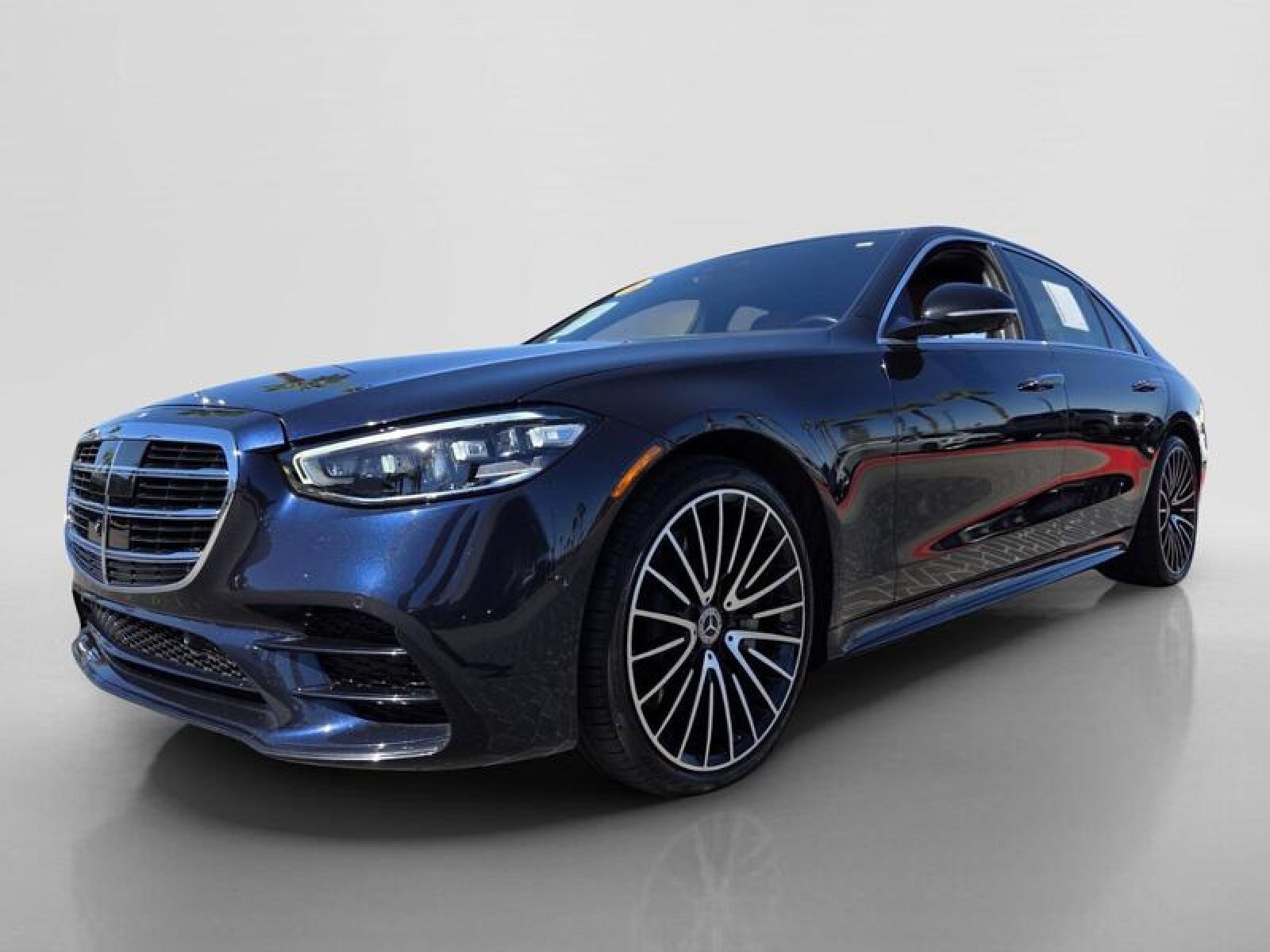 Certified 2022 Mercedes-Benz S 500 4MATIC image 8