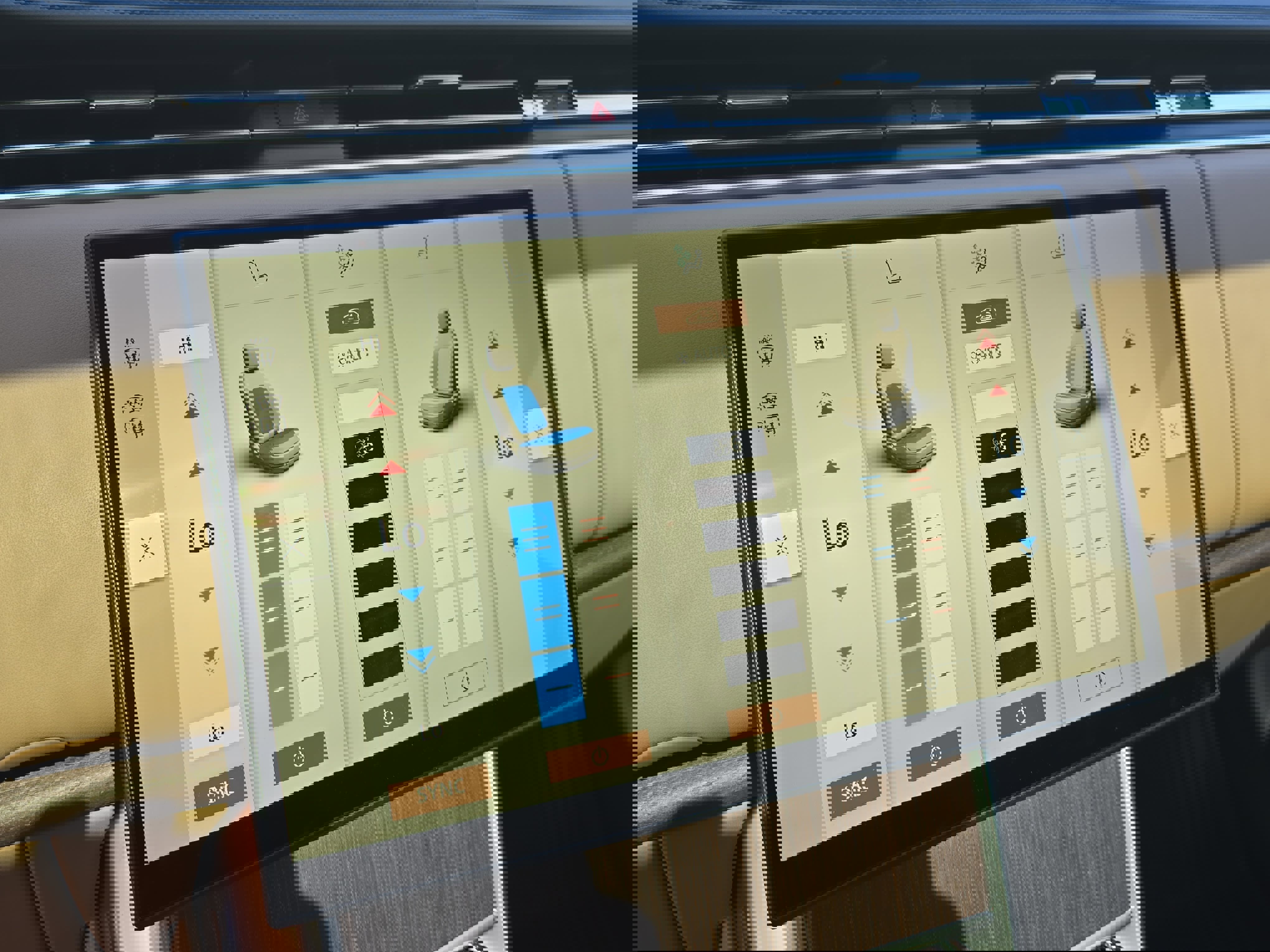 New 2026 Land Rover Range Rover Long Wheelbase SE image 24