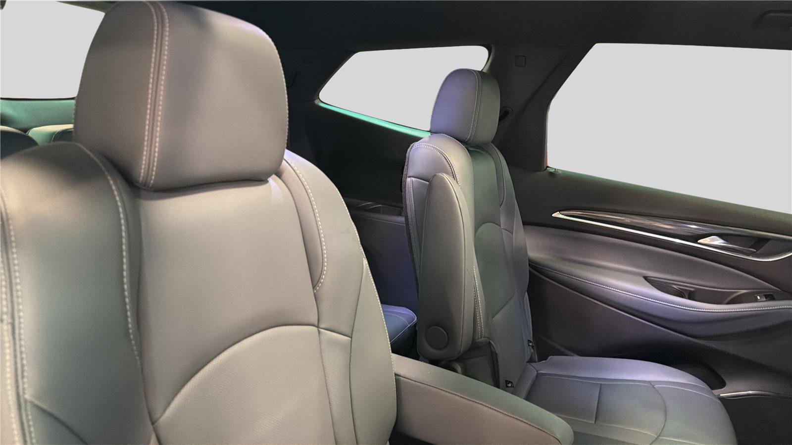 Used 2023 Buick Enclave Essence w/ Experience Buick Package image 24