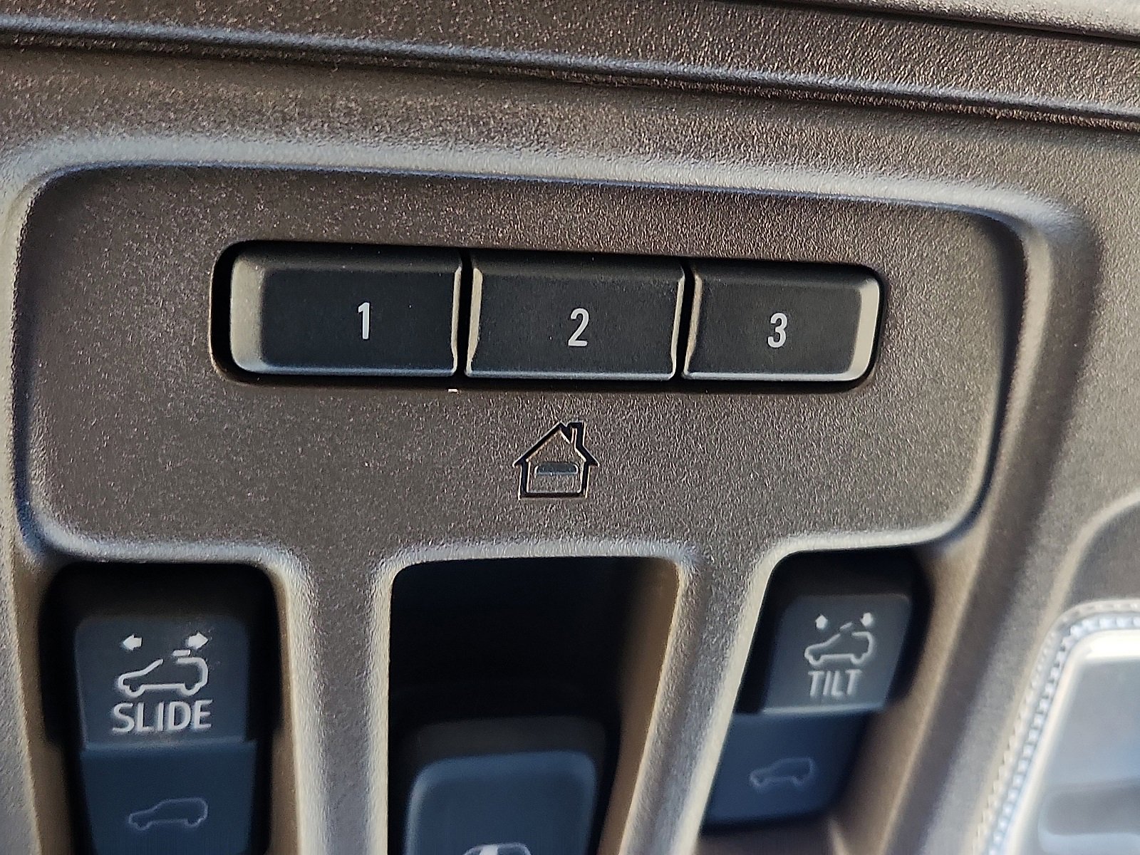 Used 2024 GMC Sierra 1500 SLT image 22