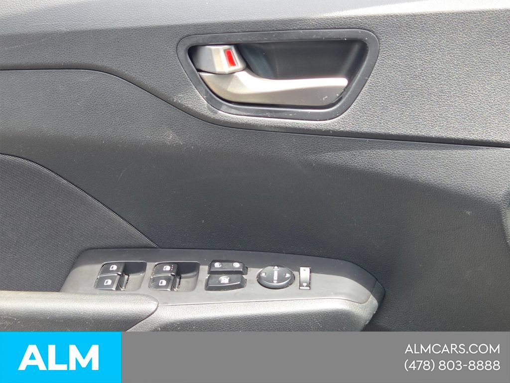 Used 2018 Hyundai Accent SEL FWD image 30