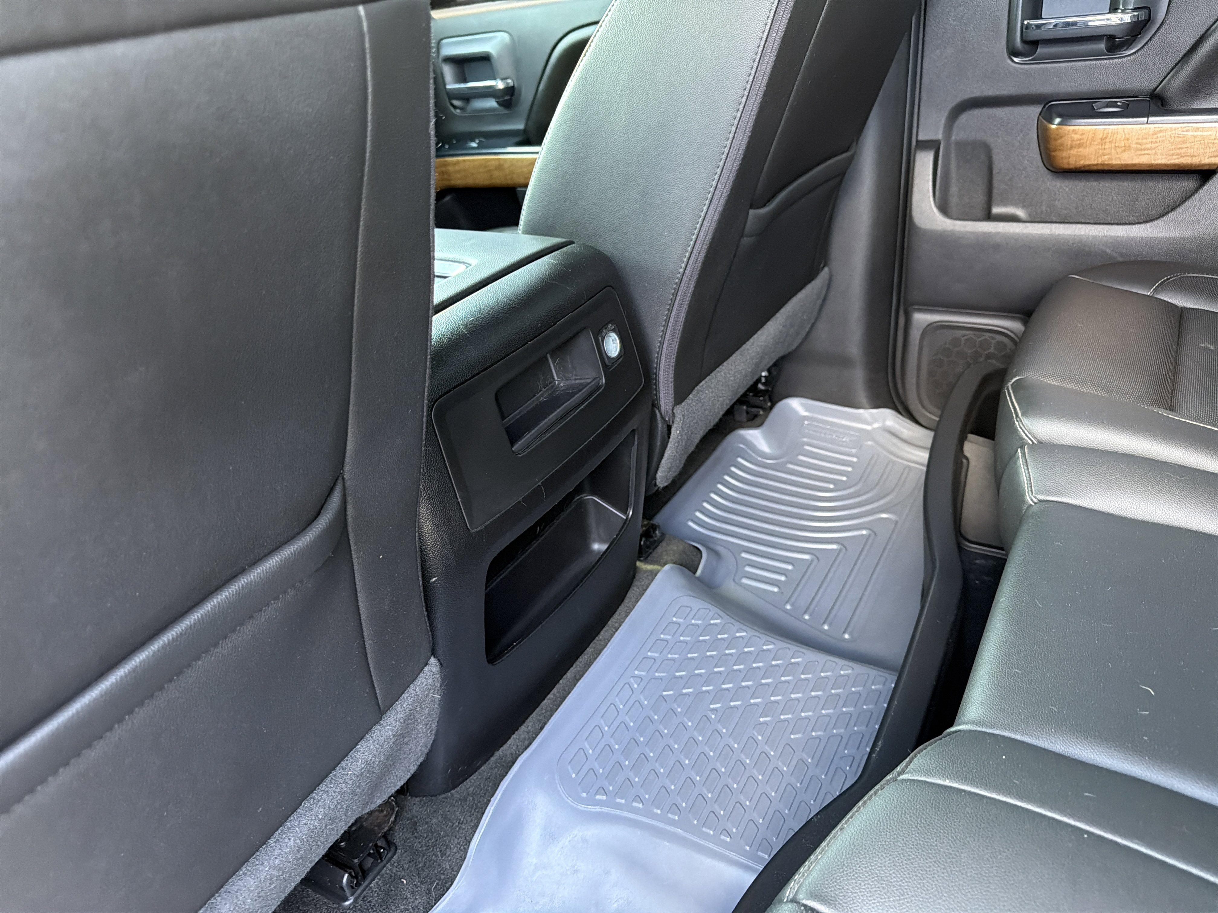 Used 2016 Chevrolet Silverado 3500 LTZ w/ Duramax Plus Package image 15