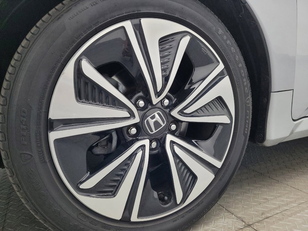 Used 2018 Honda Civic EX-L image 31