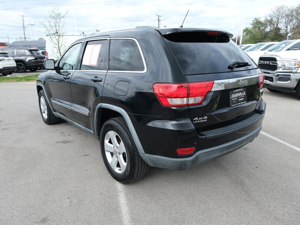 Used 2011 Jeep Grand Cherokee Laredo image 9
