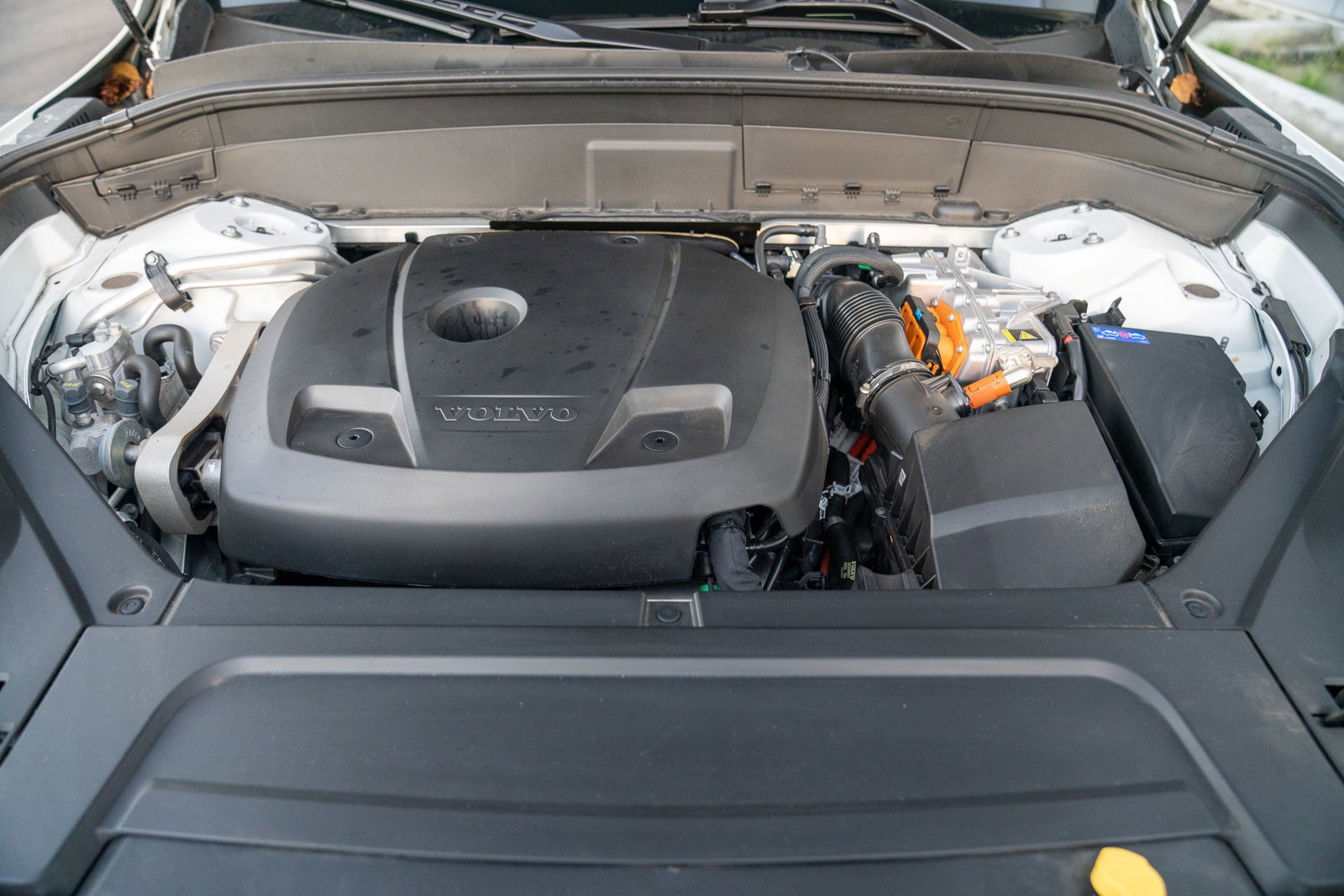 Used 2024 Volvo XC90 T8 Plus w/ Protection Package Premier image 28