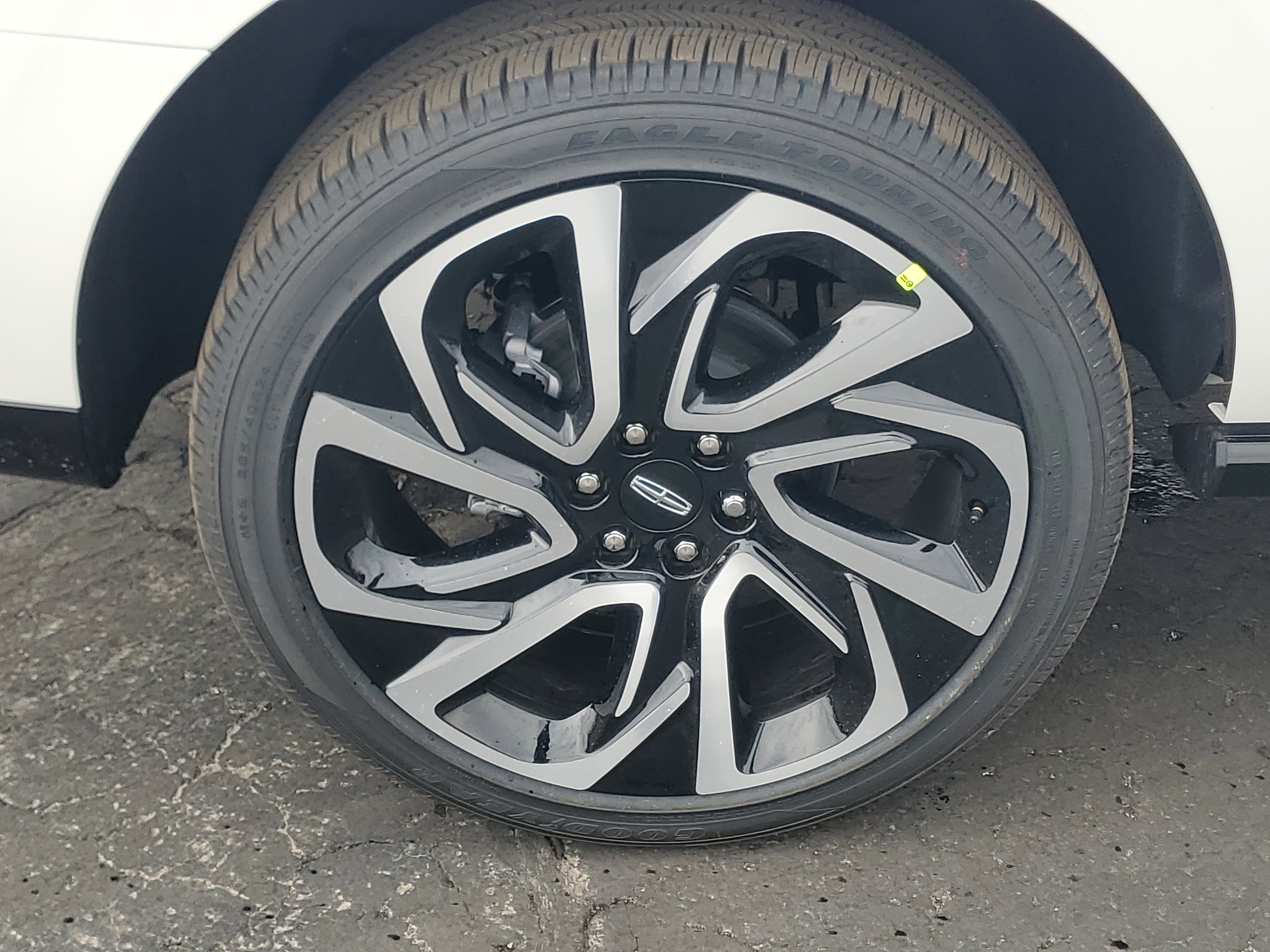 New 2026 Lincoln Navigator Reserve image 5