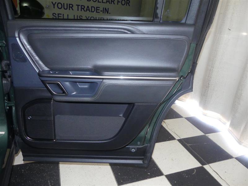 Used 2024 Rivian R1T Adventure image 32