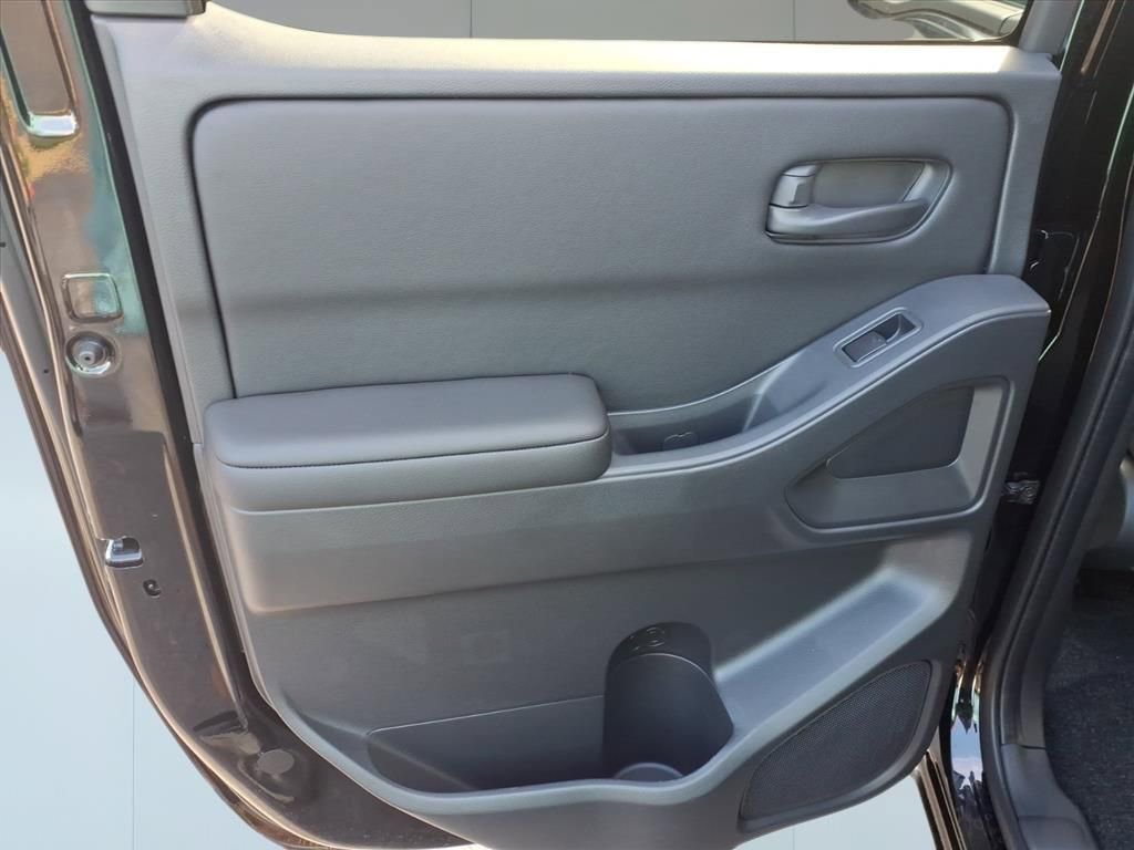 New 2026 Nissan Frontier S image 23