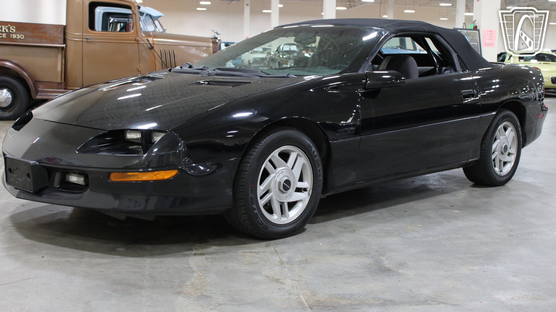 Used 1995 Chevrolet Camaro Z28 RWD image 23
