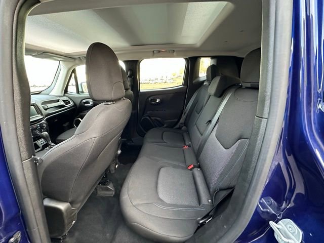 Used 2021 Jeep Renegade Latitude w/ Convenience Group FWD image 31