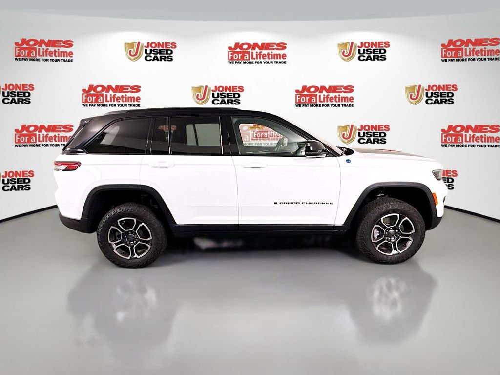 Used 2022 Jeep Grand Cherokee Trailhawk AWD/4WD image 18