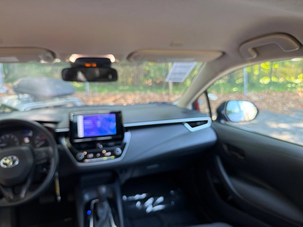 Used 2024 Toyota Corolla LE FWD image 11