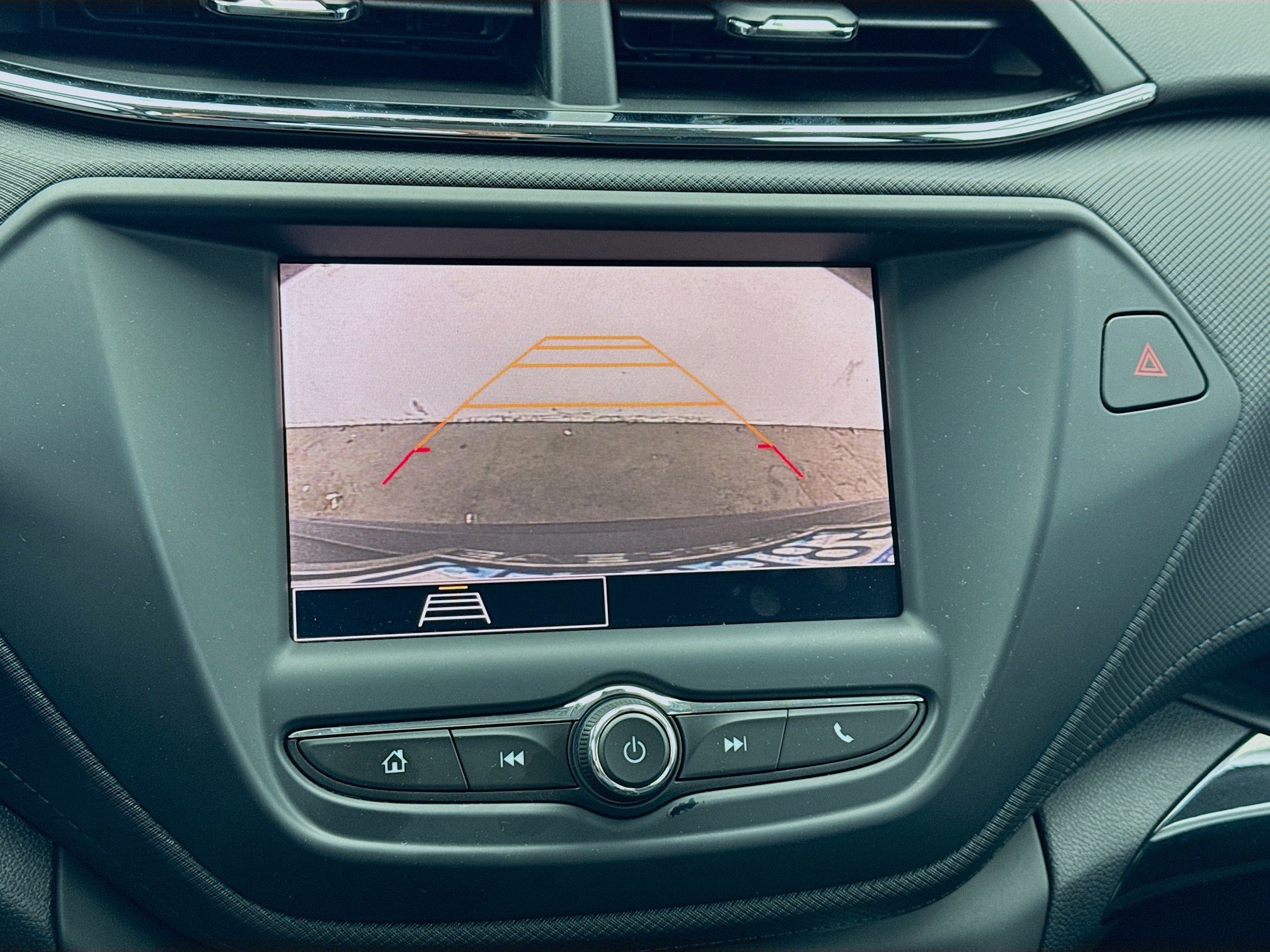 Used 2023 Chevrolet TrailBlazer LS FWD image 10