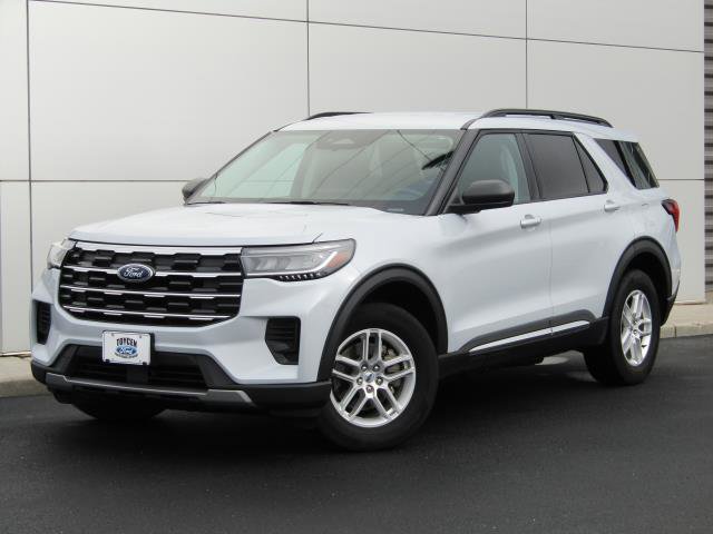 Used 2025 Ford Explorer Active AWD/4WD image 28