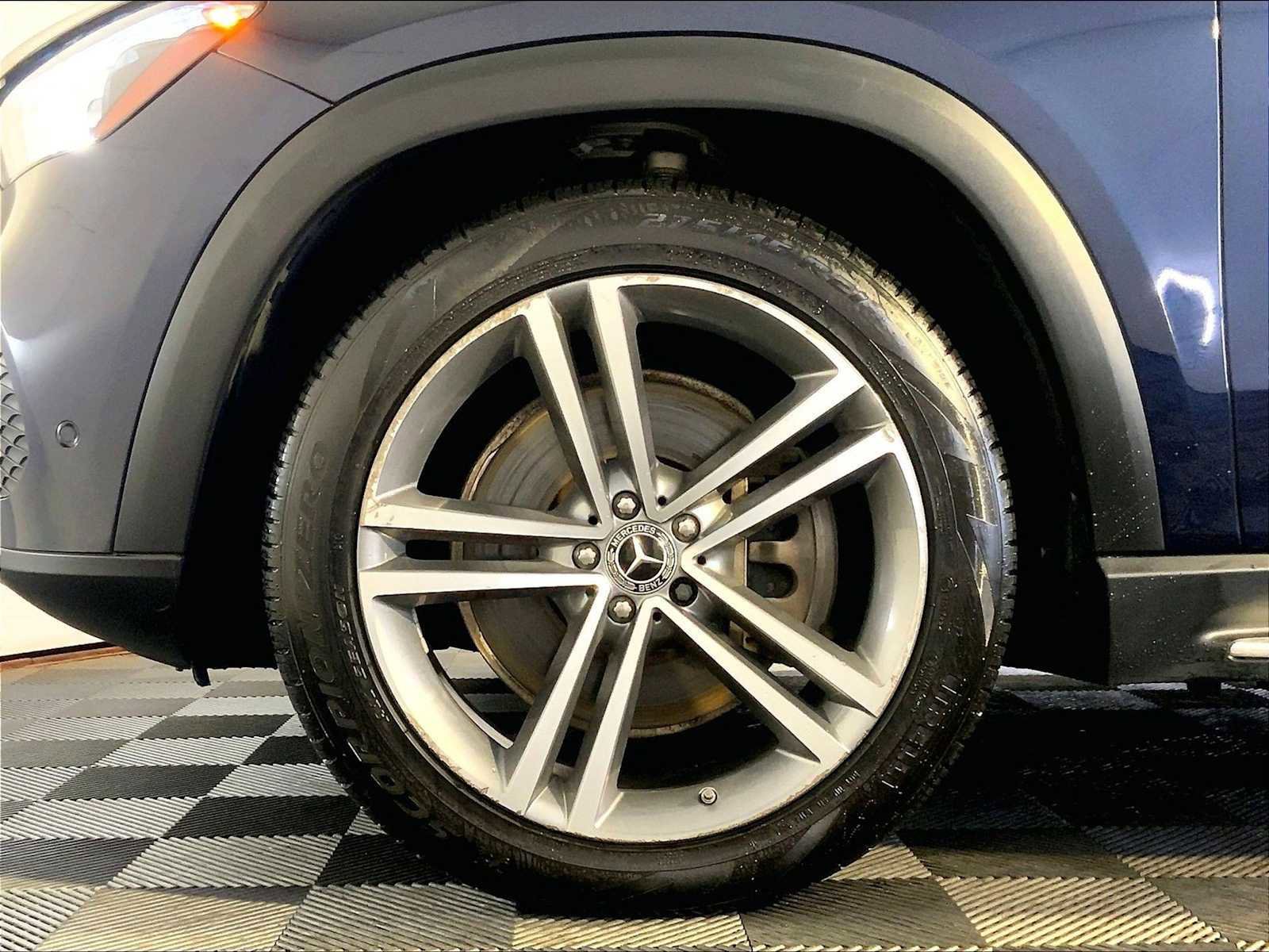 Used 2022 Mercedes-Benz GLE 450 4MATIC image 11