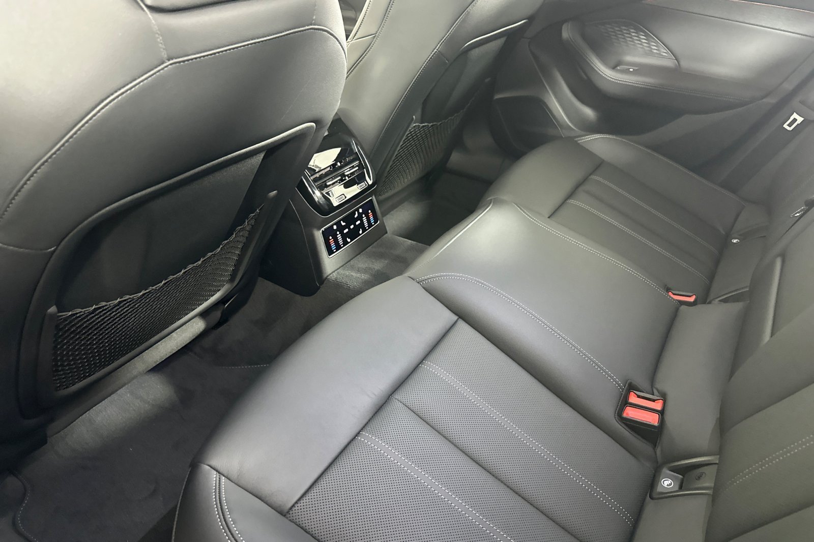 New 2026 Audi A6 Premium Plus AWD/4WD image 11