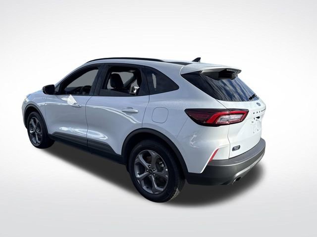 Certified 2025 Ford Escape ST-Line Select image 3