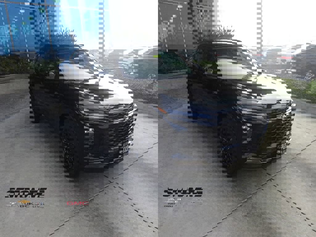 New 2026 Chevrolet Trax ACTIV w/ Driver Confidence Package