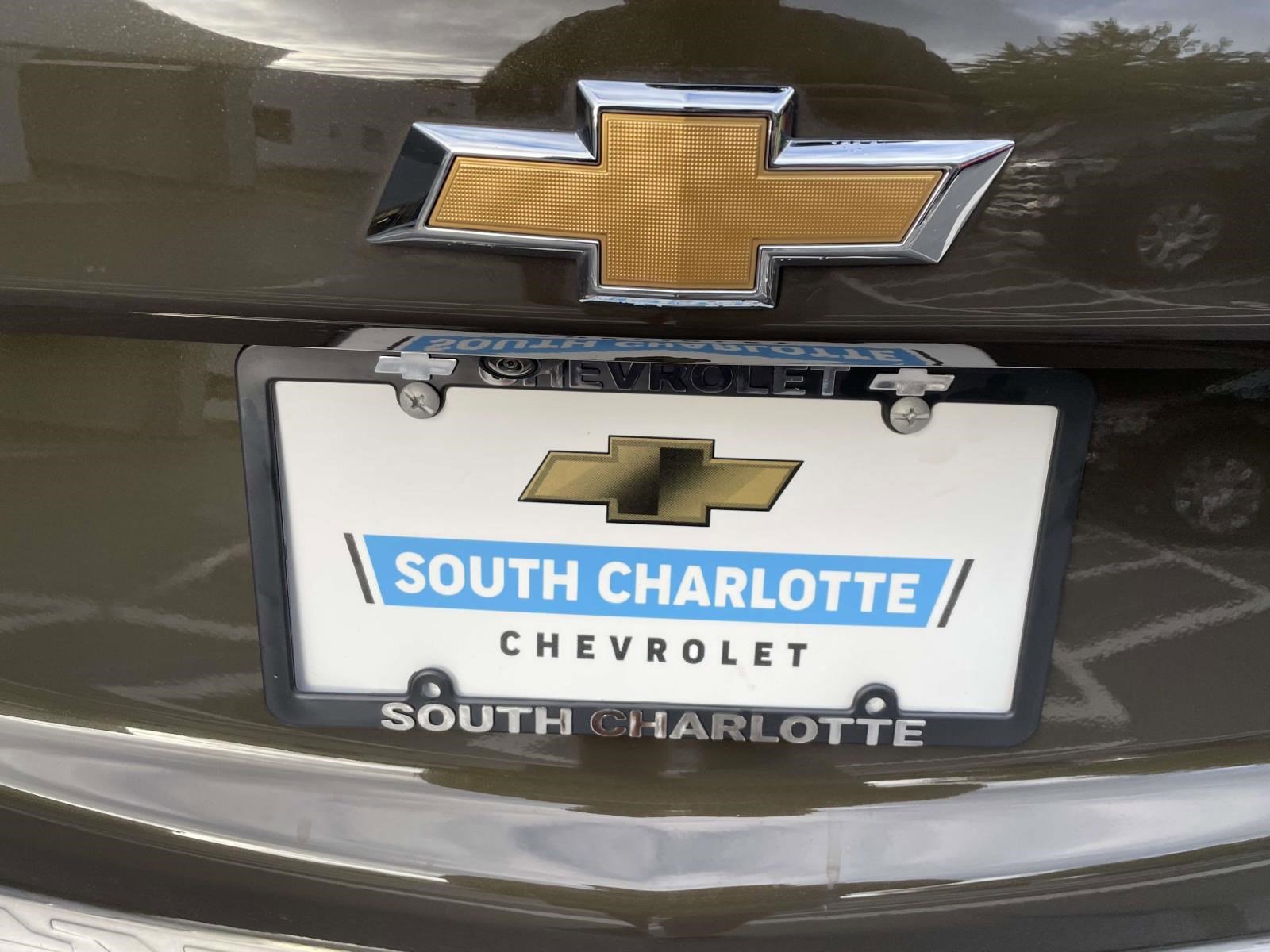 Used 2023 Chevrolet Equinox Premier image 13