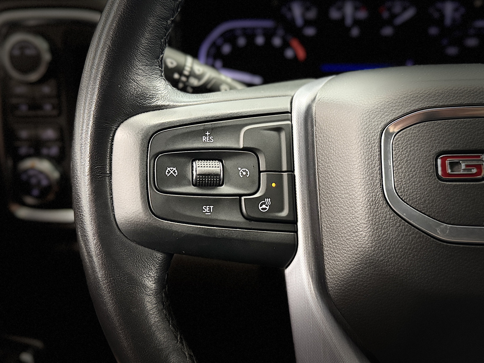 Used 2021 GMC Sierra 1500 SLT w/ SLT Premium Package AWD/4WD image 22