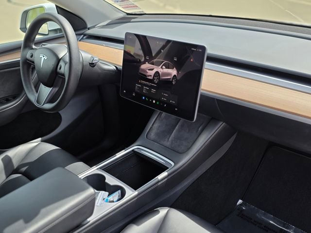 Used 2023 Tesla Model Y Long Range image 9