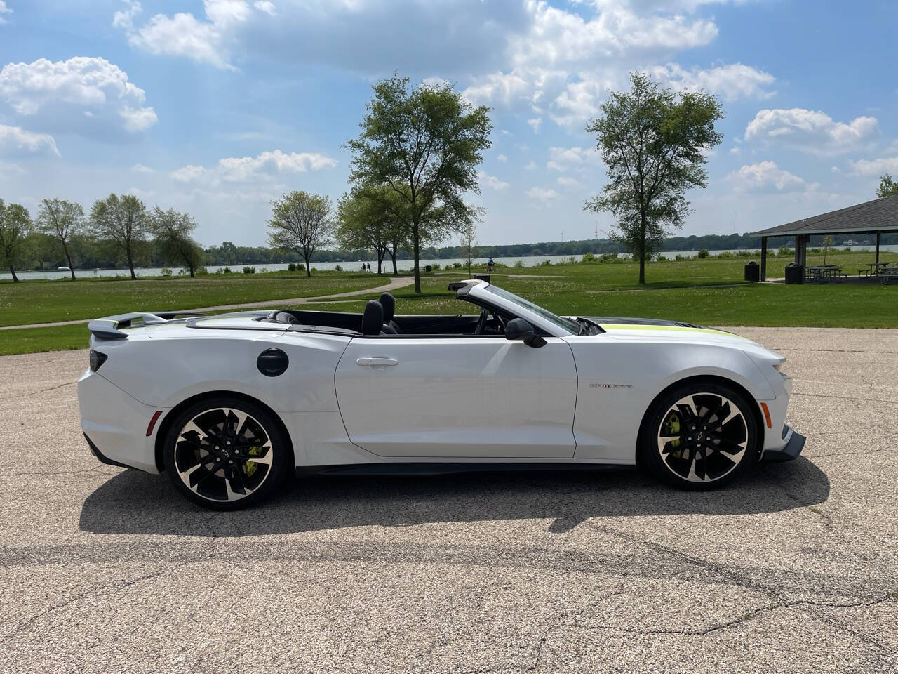 Used 2023 Chevrolet Camaro SS RWD image 22