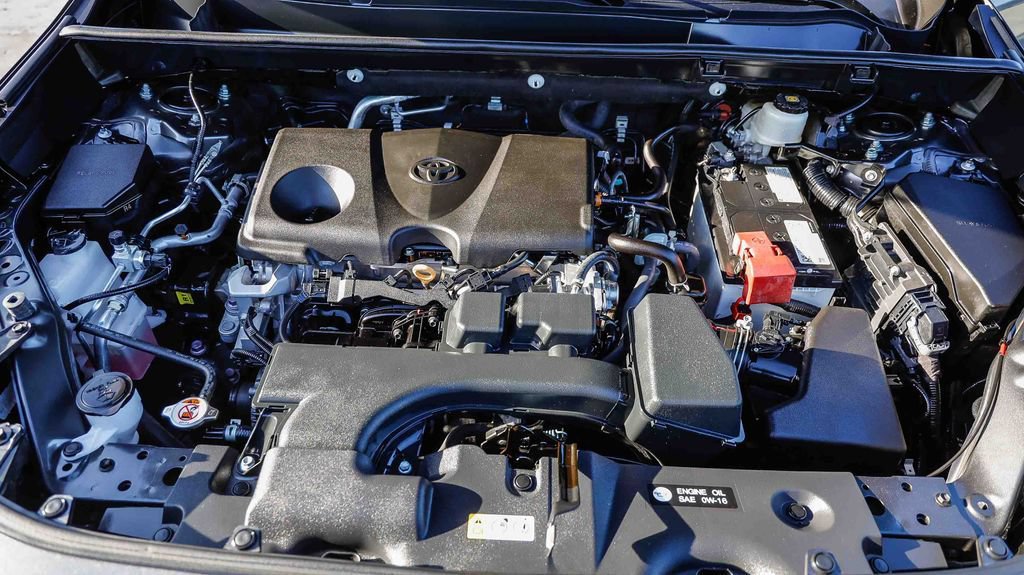 Used 2023 Toyota RAV4 XLE Premium FWD image 32