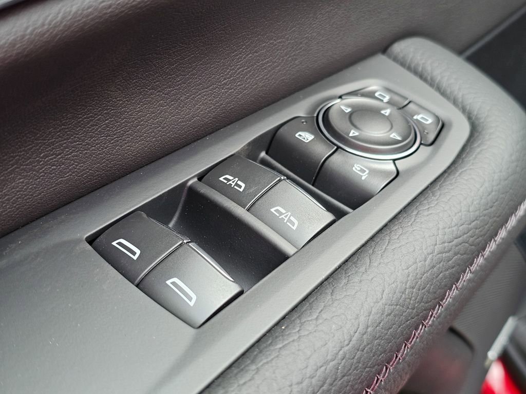 New 2026 GMC Yukon Denali w/ Sun & Power Step Package image 14