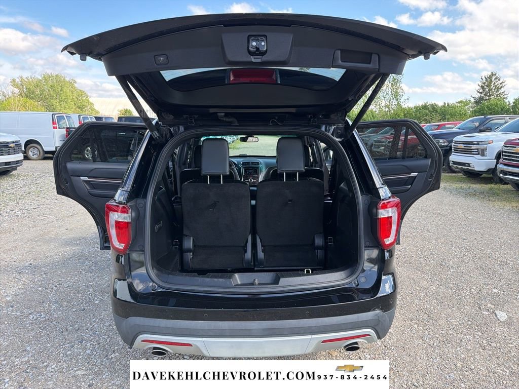 Used 2016 Ford Explorer Limited w/ Equipment Group 301A AWD/4WD image 25