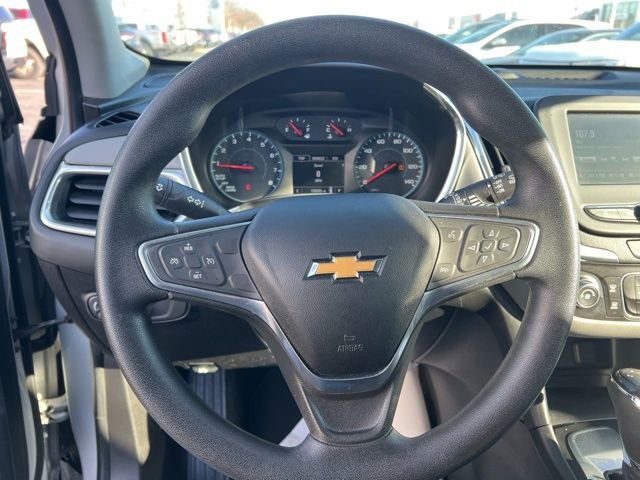 Used 2018 Chevrolet Equinox LS image 13